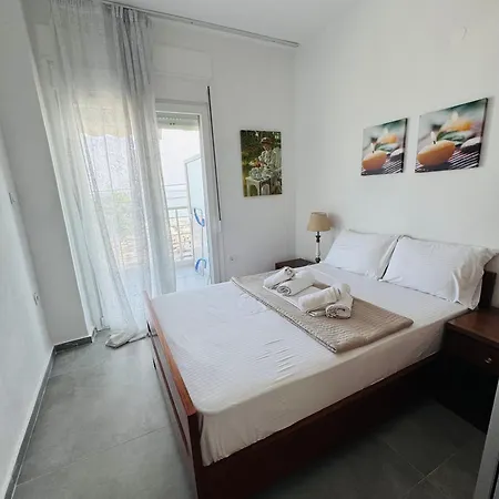 Sea View Apartment1 דירה